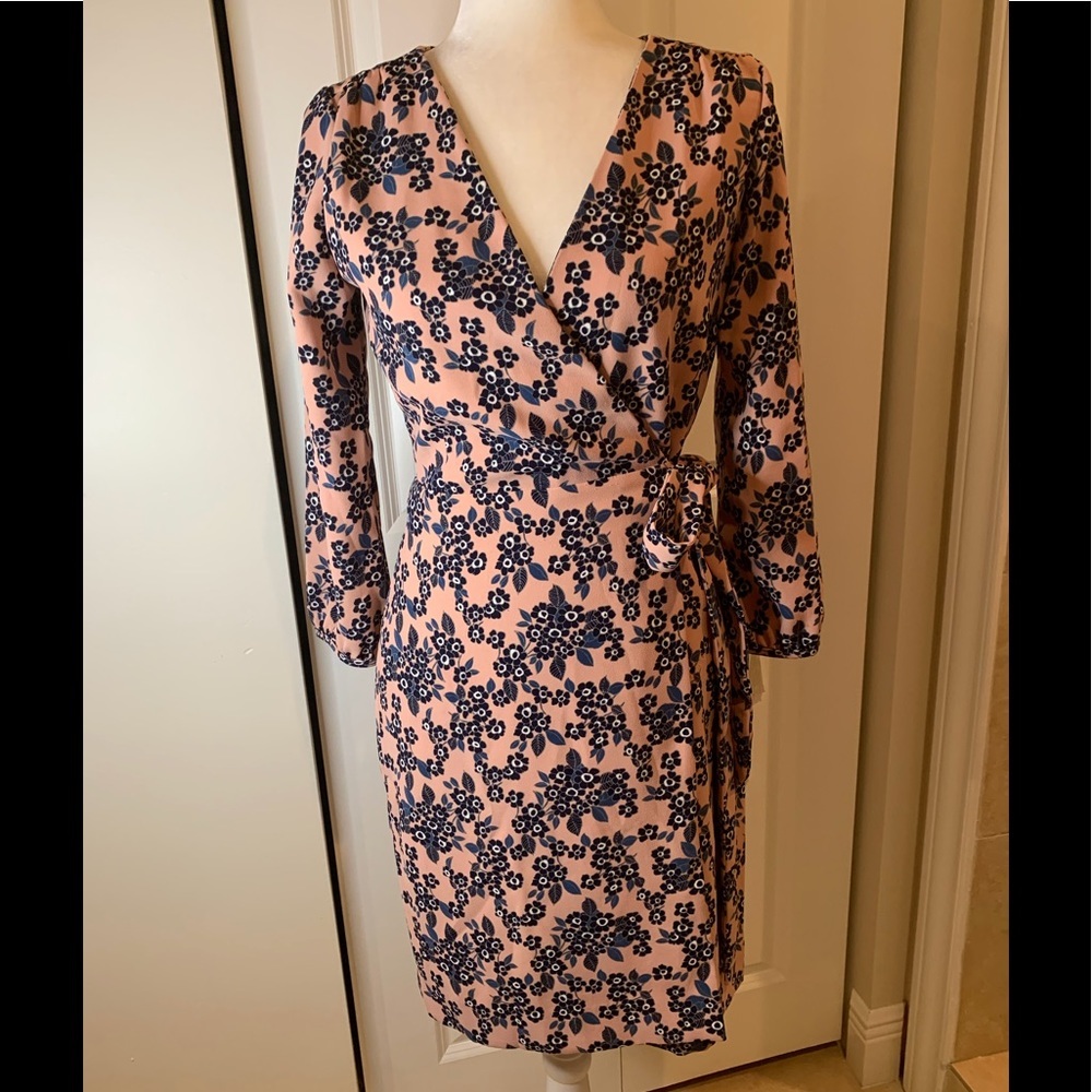J Crew 365 Crepe Floral Wrap Dress 👗